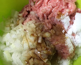 混ぜて♪包んで♬〜簡単揚げシュウマイ♡作り方1写真