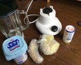 栄養ばっちり☆メロンバナナ甘酒スムージー作り方1写真
