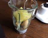 栄養ばっちり☆メロンバナナ甘酒スムージー作り方3写真