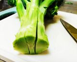 ワカメとブロッコリーの茎入りゆかり和え作り方1写真