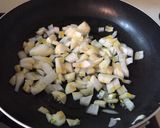 調味料で簡単‼フライパンでカレーパエリア作り方6写真