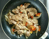 簡単節約☆豚こま肉のトマト塩だれ炒め。作り方8写真