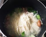 ☆残った餃子の皮で簡単ラーメン☆作り方3写真
