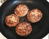 簡単♪煮込みハンバーグで♡オムバーグ♡作り方4写真