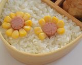【キャラ弁】コーンのヒマワリ弁当作り方3写真