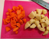 じゃがいもにんじんの煮込み月見うどん作り方1写真
