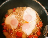 じゃがいもにんじんの煮込み月見うどん作り方5写真