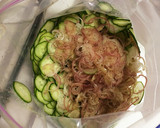 胡瓜と茗荷の浅漬け作り方1写真