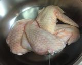 手羽先で！きゅうりのチキンスープ～♪作り方1写真