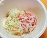 カニカマとキャベツの豚肉巻き☆作り方1写真