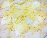 ４種のﾁｰｽﾞでつくる簡単しらすピザ作り方2写真