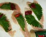 梅肉大葉入りササミの春巻き作り方2写真