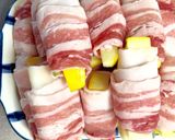 簡単なニンニク醤油味ズッキーニ肉巻き作り方3写真
