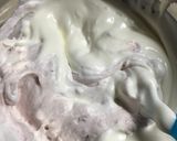 水切りヨーグルト☆カシスヨーグルトムース作り方5写真