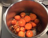 お肉じゃがいも無し。ゴロゴロ人参カレー。作り方3写真