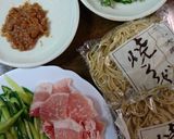 超おいしい！大磯屋きゅうりの梅風味焼そば作り方1写真