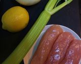 レモン＆セロリで爽やか☆オニチキサラダ作り方1写真
