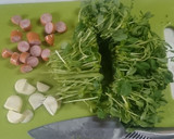 豆苗とウインナーの炒め物【冷凍】作り方1写真