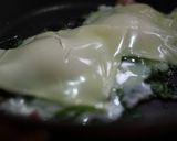 家呑みにチーズと三つ葉でベーコンエッグ作り方2写真