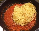 さば缶でトマト煮込みのリメイクパスタ作り方7写真