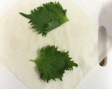ベーコン紫蘇チーズの焼きアボカド春巻♪作り方3写真