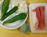 万願寺唐辛子de簡単♡チーズin肉巻き♪作り方1写真