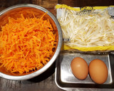 もやしと卵の簡単にんじんしりしり☆作り方1写真
