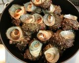 サザエのつぼ焼きエスカルゴ風☆作り方1写真