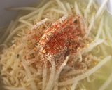 ワンポッドで簡単に☆ピリ辛もやしラーメン作り方5写真