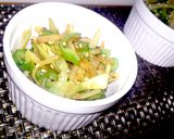 節約【ブロッコリーの茎とワカメの味噌汁】作り方15写真