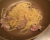 お吸い物で簡単！豚肉の松茸風味パスタ作り方4写真