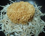チキンラーメンの春巻き作り方3写真