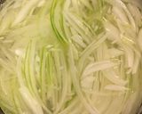 トマトのうま汁と玉ねぎスライスのサラダ作り方8写真