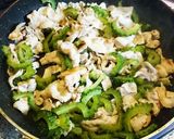 苦味が気にならないゴーヤの甘味噌炒め❗作り方7写真