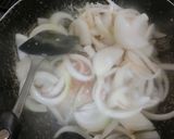 玉ねぎとシーフード缶詰　カレーマヨサラダ作り方2写真
