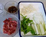 牛肉とセロリ炒め作り方1写真