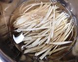 ごぼうとアスパラのみそだれカレー金平作り方1写真