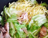 キャベツと豚肉だけの簡単焼きそば作り方4写真