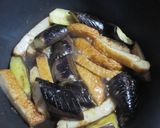 ナスとひら天の炒め物作り方6写真