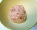 簡単リメイク！中身もちもち肉じゃが春巻き作り方4写真