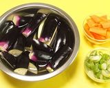 なすと豚肉のにんにく味噌炒め作り方1写真