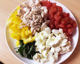 夏ベジとモッツアレラの彩り冷製パスタ作り方1写真