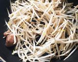 焼肉丼！もやしもたっぷりヘルシー！作り方1写真