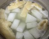 冬瓜と油揚げの味噌汁作り方1写真