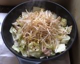 【 もやしとキャベツの豚炒め 】作り方4写真