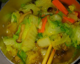 野菜たっぷり♪白菜とレタスの中華スープ♪作り方5写真