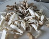 パン朝食にきのこのペペロンチーノのせ作り方1写真