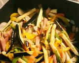 なす・ピーマン夏野菜たっぷりナポリタン！作り方1写真