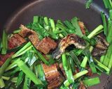 簡単！鰻ニラ丼〜鰻のスタミナかさ増し法〜作り方4写真