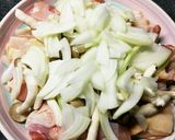 時短！電子レンジでチン♪鶏もも肉の酒蒸し作り方3写真